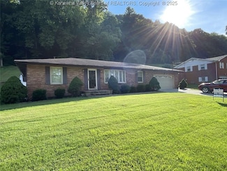 4409 Chesterfield Ave, Charleston, WV 25304