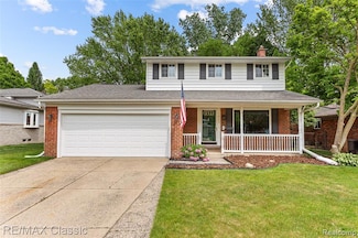 1915 Treadwell St, Westland, MI 48186