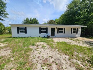 200 Spencer Dr, Fort Walton Beach, FL 32547