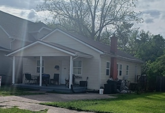 121 Cedar St, Huntington, WV 25705