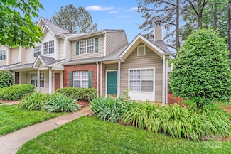 5670 Prescott Ct, Charlotte, NC 28269