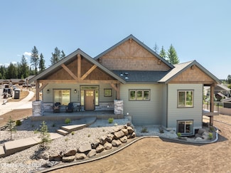 11996 N Rocking r Rd, Hayden, ID 83835