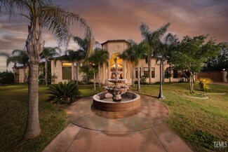 17615 Falling Creek Ave, Bakersfield, CA 93314