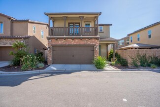 896 Fir St W, Madera, CA 93636