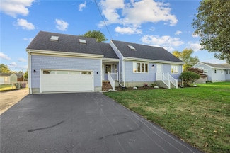 6 Verdi Ln, Bristol, RI 02809