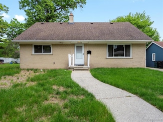 24034 Meadowlark St, Oak Park, MI 48237