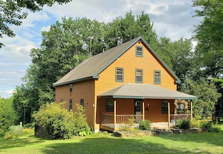 192 Lakeridge Rd, Guilford, VT 05301
