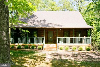 101 Baker Dr, Cross Junction, VA 22625