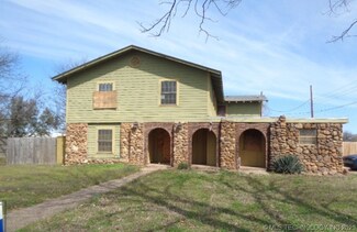 700 W Seminole St, Marietta, OK 73448