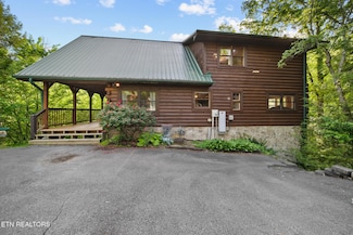 322 Brown Wren Way, Gatlinburg, TN 37738