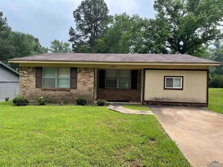 2006 Rogers St, Marshall, TX 75670
