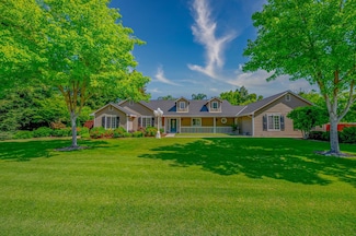 5138 Queen Elizabeth Dr, Atwater, CA 95301