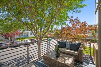 5547 Strand Unit 101, Hawthorne, CA 90250