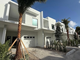 2526 Pierce St Unit 8, Hollywood, FL 33020