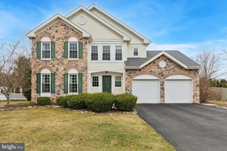 623 Coach Dr, New Hope, PA 18938