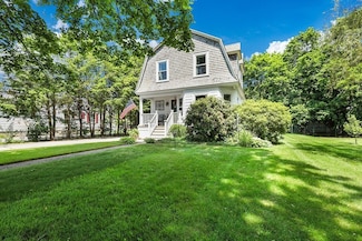 40 Maple St, Mansfield, MA 02048