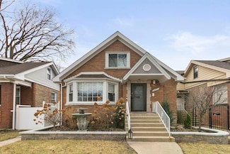 3305 W 66th St, Chicago, IL 60629