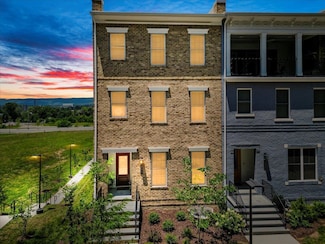 331 Eheart St SE, Blacksburg, VA 24060