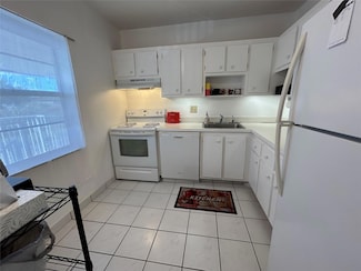 7805 NW 5th Ct Unit 202, Margate, FL 33063