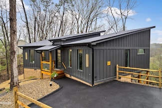1079 Pleasure Rd, Sevierville, TN 37876