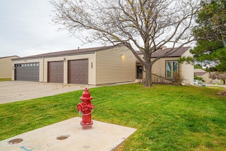 1100 E 9th St, Gillette, WY 82716