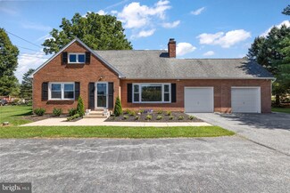 812 Wollaston Rd, Kennett Square, PA 19348