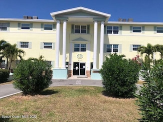 230 Columbia Dr Unit 203, Cape Canaveral, FL 32920
