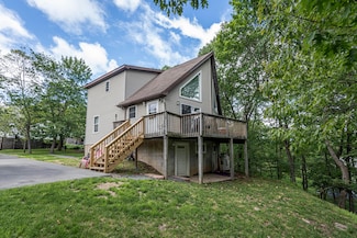 253 Haystack Rd, Henryville, PA 18332