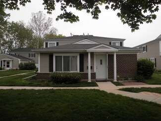 1134 Cove Dr Unit 215A, Prospect Heights, IL 60070