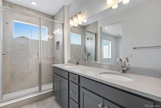 6866 Oak Canyon Cir, Castle Pines, CO 80108