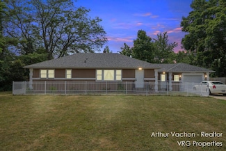 3330 Bradford St NE, Grand Rapids, MI 49525