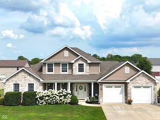 908 N Wild Pine Dr, Yorktown, IN 47396