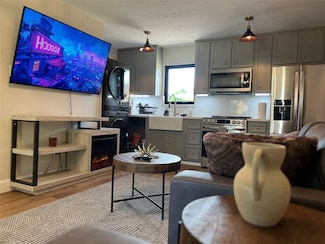 3201 Westridge St Unit A, Houston, TX 77025