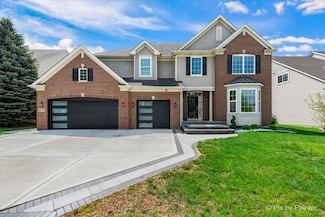 5919 Chatham Dr, Hoffman Estates, IL 60192