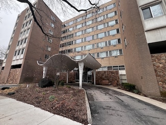151 N Kenilworth Ave Unit 3D, Oak Park, IL 60301
