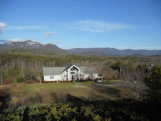 111 Center Ct, Pickens, SC 29671
