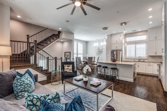 731 Spanish Oaks Place, Dallas, TX 75204
