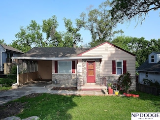 4106 N 61st St, Omaha, NE 68104