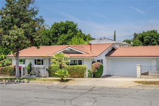 575 Winona Way, Pasadena, CA 91103