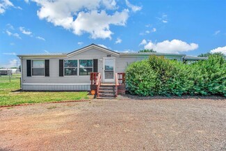 200 Pueblo Ave, Mountain Park, OK 73559
