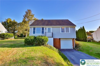 2922 Clayton St, Easton, PA 18045