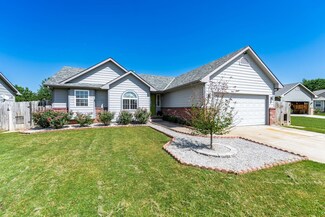 4941 E Pembrook Ct, Wichita, KS 67220