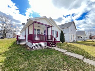 813 W 11th St, Anderson, IN 46016