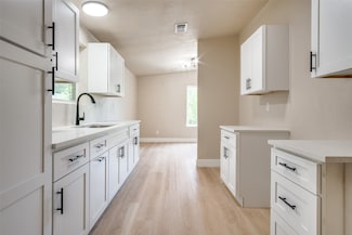 2406 White Oak Trail, Granbury, TX 76048