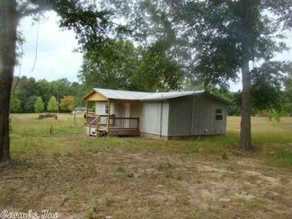 635 Plum Dr, Bismarck, AR 71929
