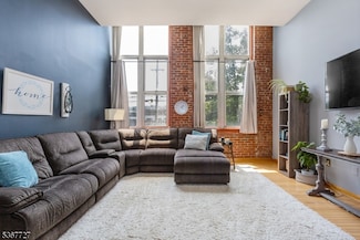 262 Main St Unit 203, Little Falls, NJ 07424