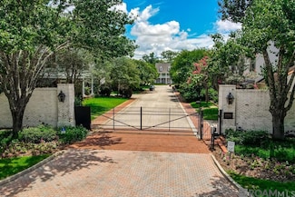 926 Crown Alley, Baton Rouge, LA 70806