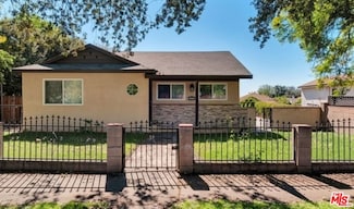 674 W Arrow Hwy, Claremont, CA 91711