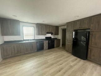 455 Warbler Ln Unit 455, Madison, WI 53704