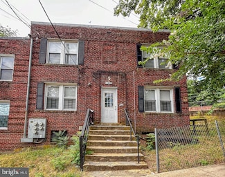 2820 Pomeroy Rd SE, Washington, DC 20020